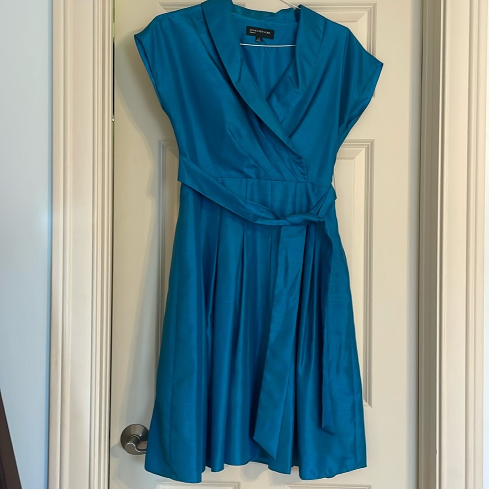 Jones New York Blue Shirt dress. Size 4. Like new.